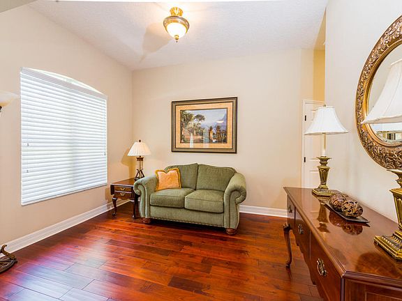 5th image of 34 Wild Fern Ln