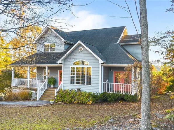 221 Stoney Rock Ln, Jacksboro, TN 37757