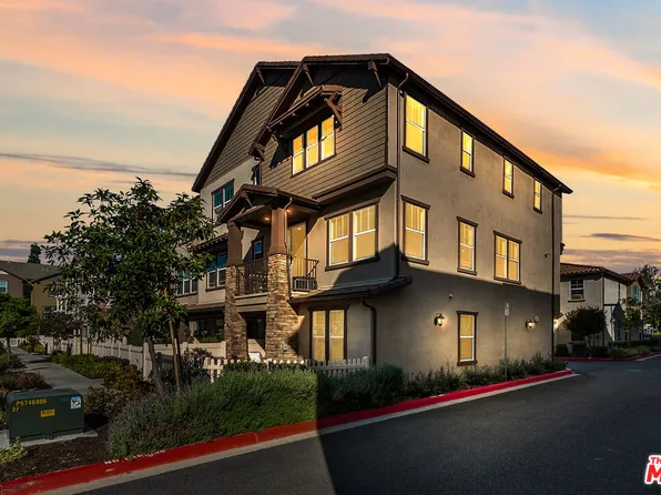 553 Grapefruit Ln, Fillmore, CA 93015