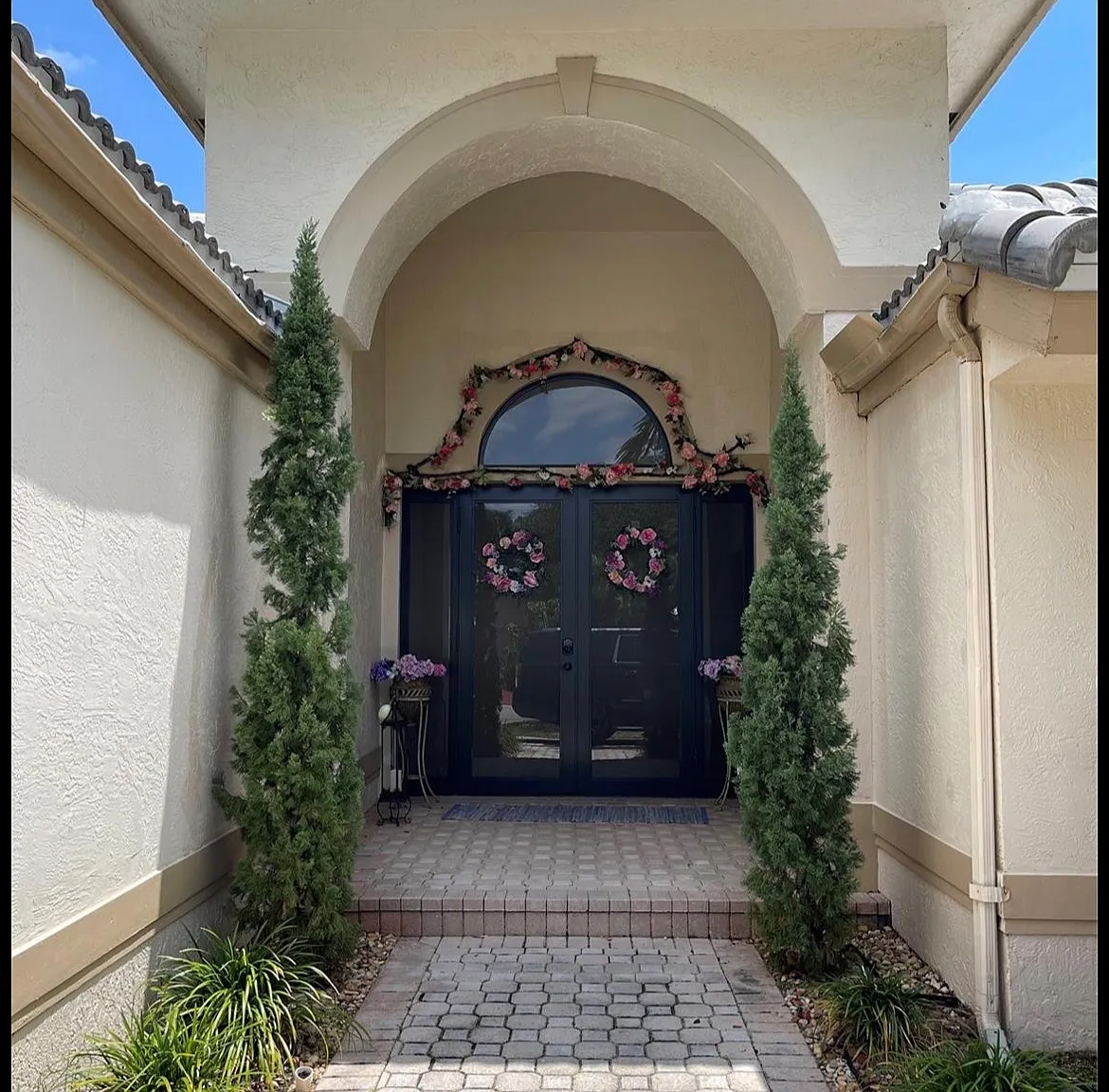 5 bed, 3.5 bath, 3369 sqft, $5,600 — Photo 3