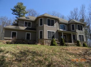 289 Estate Dr, East Stroudsburg, PA