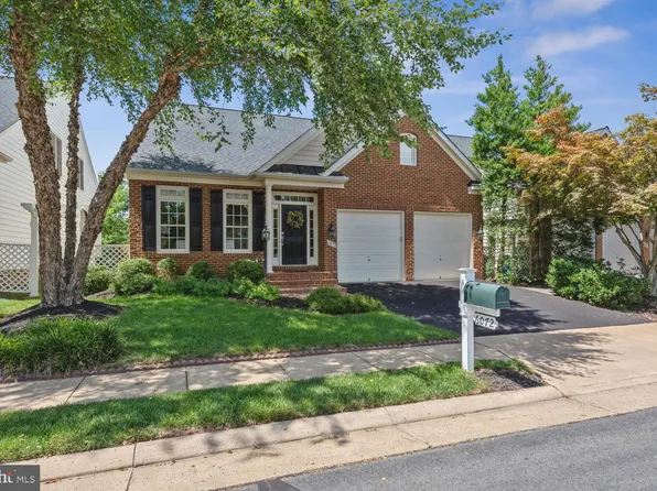 6072 Dunnbrook Ter, Haymarket, VA 20169