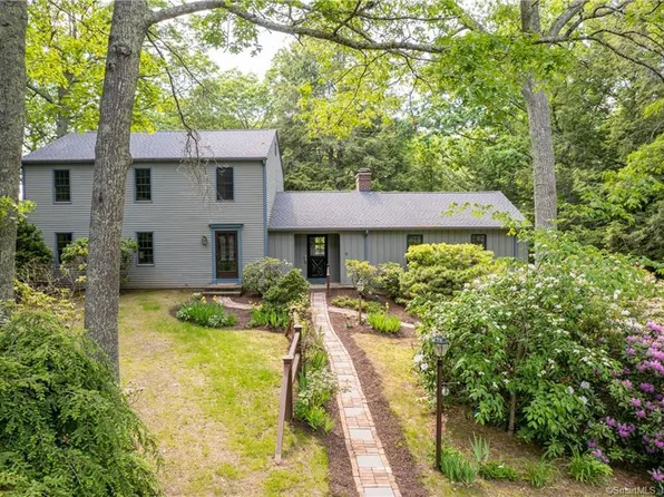 21 Westchester Drive, East Lyme, CT 06333