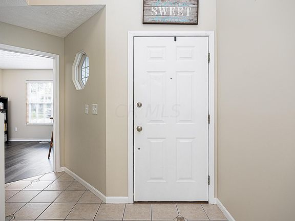 5th image of 2054 Summer Banks Dr
