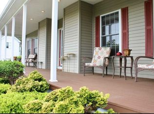 19 Topaz Dr, Jackson, NJ 08527