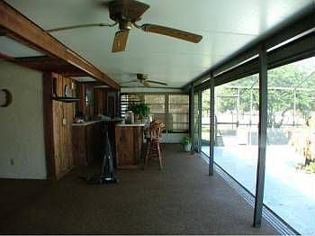 4th image of 15515 Vinola Dr