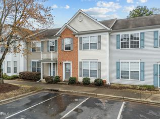 8521 Mount Valley Ln, Raleigh, NC 27613