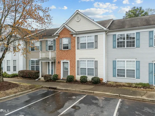 8521 Mount Valley Ln, Raleigh, NC 27613