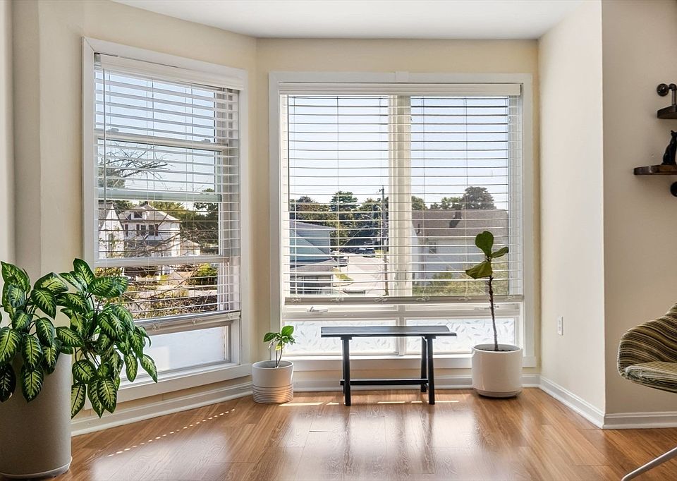 1st image of 314 Riverside Ave APT 305