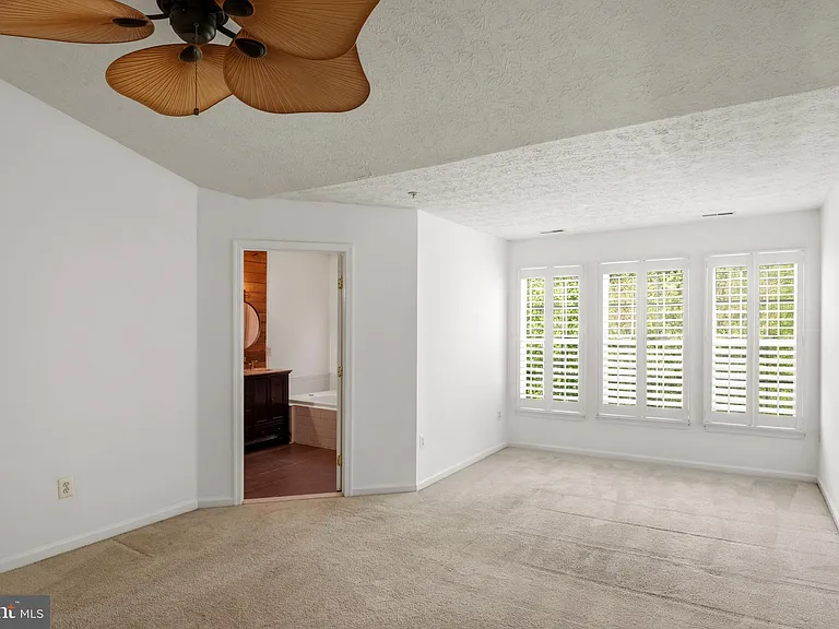 9805 Redwing Dr #9805 — Photo 16