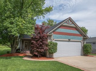 518 N Lakewood Ter, Round Lake, IL 60073