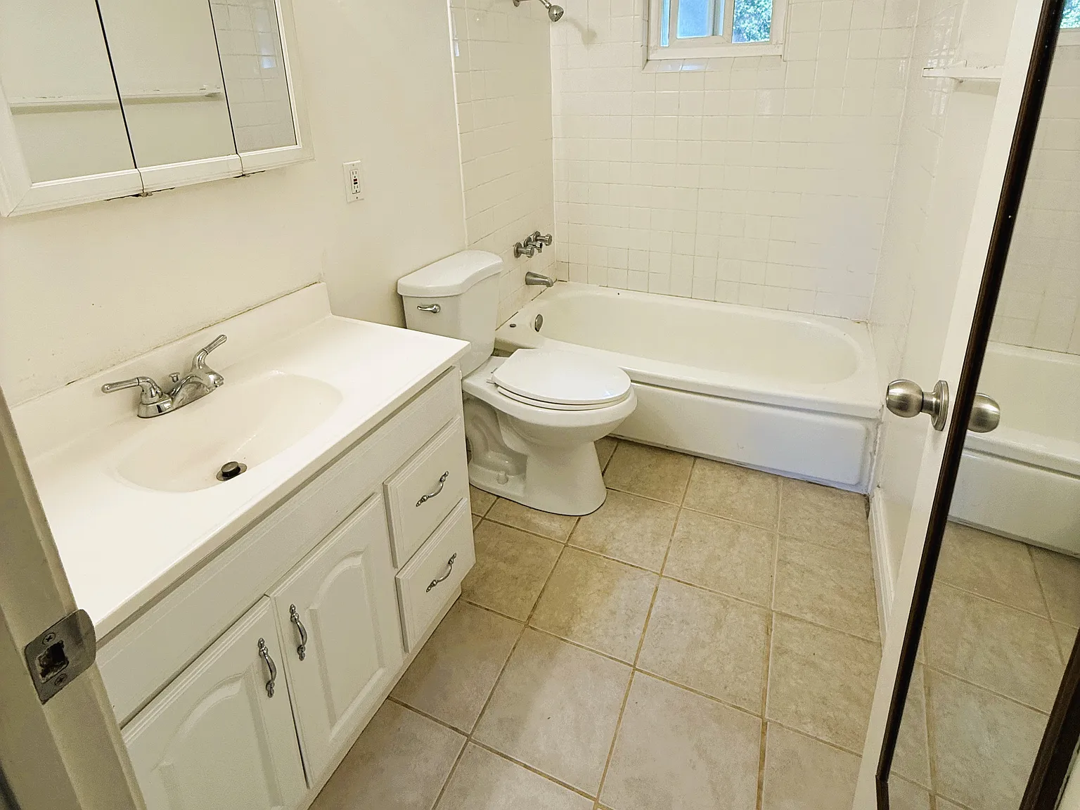 920 Pacific St — Photo 4