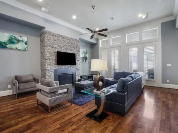 (undisclosed Address), Houston, TX 77021