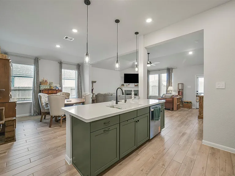 5202 Hazel Vista Ln — Photo 9