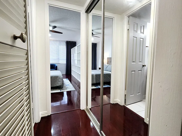 1800 Lavaca St #102 — Photo 9
