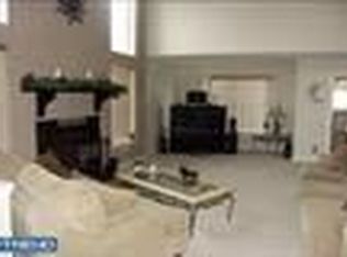 552 School House Rd, Williamstown, NJ 08094