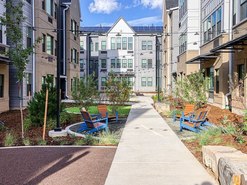 Seating area next to play area at Los Altos, in the resident courtyard