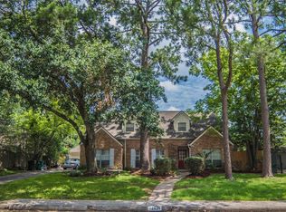 12434 Perthshire Rd, Houston, TX 77024