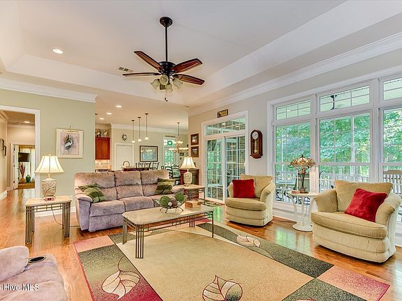 4th image of 164 Grandview Drive