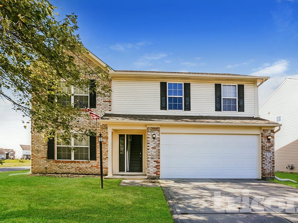 1st image of 828 Treyburn Green Dr