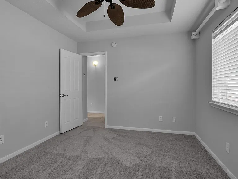 106 Snug Harbor Dr — Photo 8