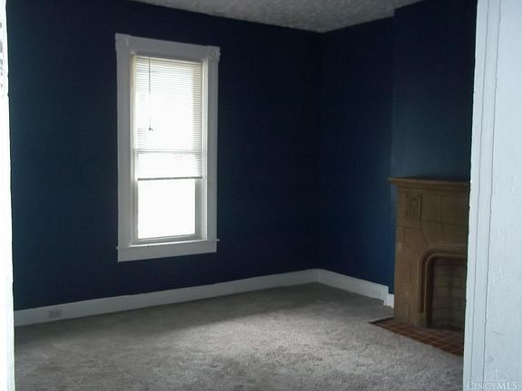 3rd image of 1839 Hewitt Ave