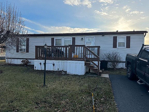 3rd image of 5123 Stone Terrace Dr