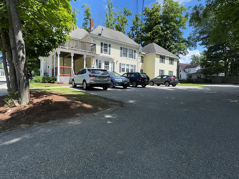 37 Courtland St #C — Photo 18
