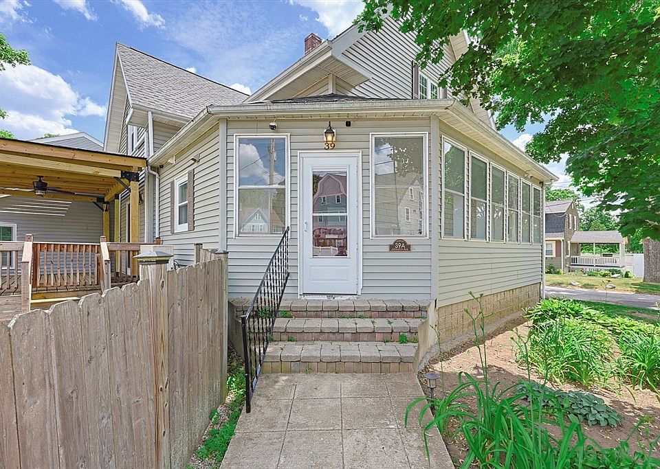 1st image of 39 Johnston Ave Unit 1
