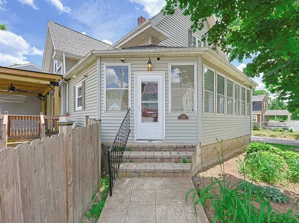 39 Johnston Ave Unit 1, Northbridge, MA 01534