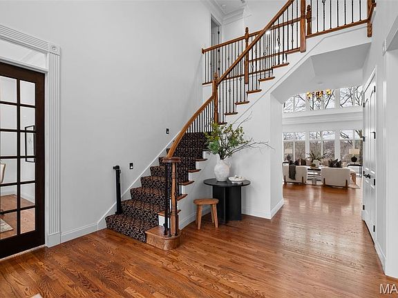 2nd image of 1401 Fox Hill Farms Ct