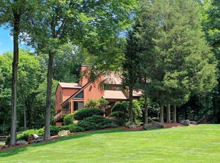18 Doe View Ln, Pound Ridge, NY 10576