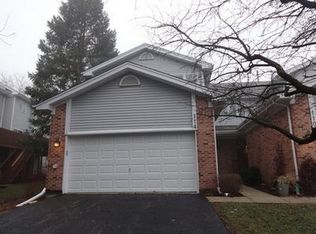 114 Charlotte Ct, Cary, IL 60013