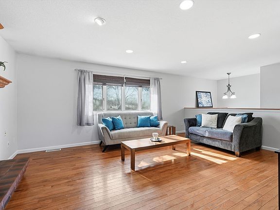 5th image of 4330 SE 26th Ter