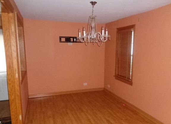 5th image of 10001 S Melvina Ave