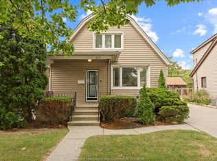 1729 Windermere Rd, Windsor, ON N8W 2S2