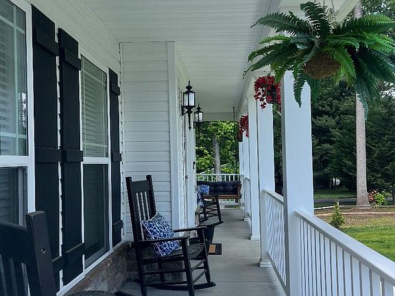 2nd image of 1900 Colora Rd