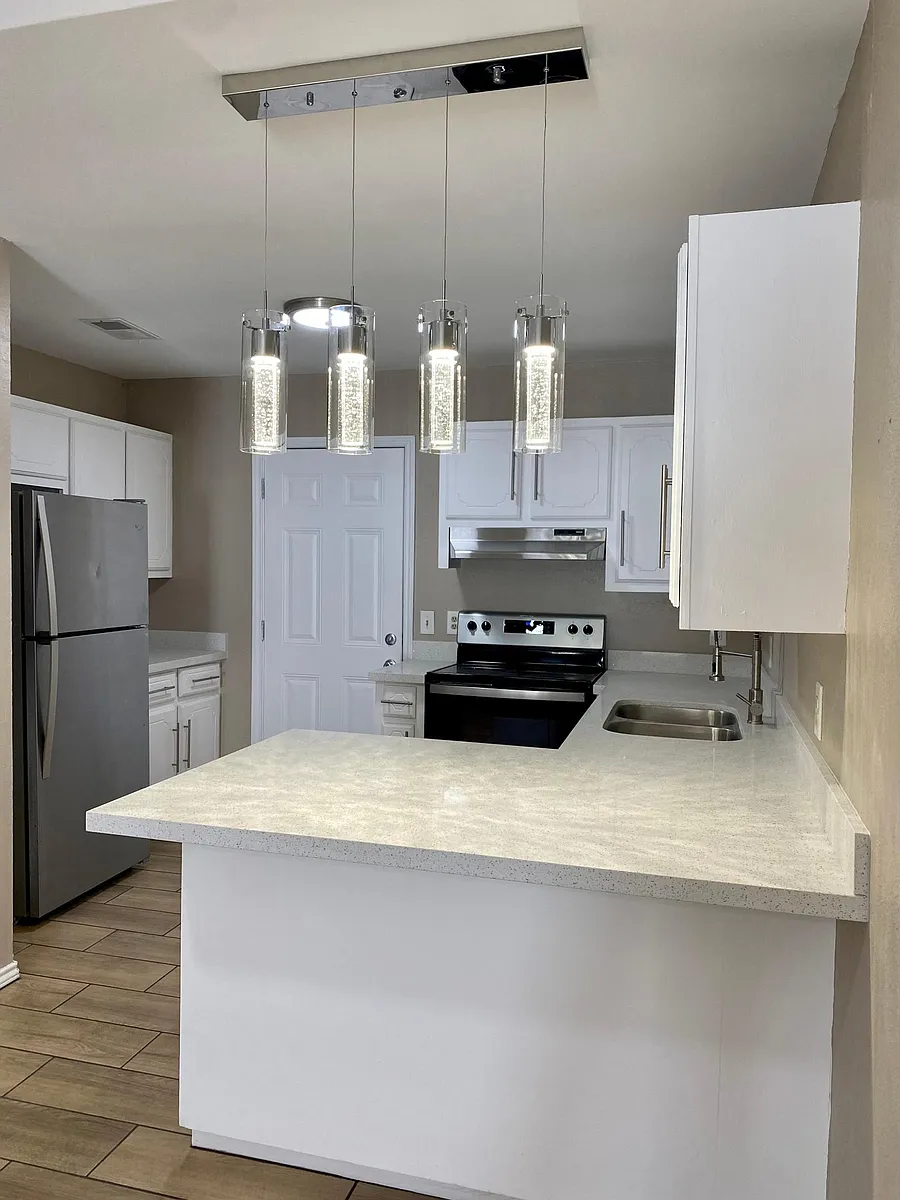 Building Photo - 1204 Bryce Dr #2