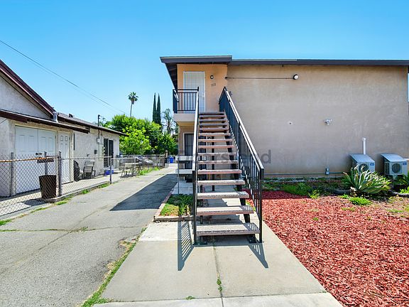 3rd image of 3333 Alanreed Ave