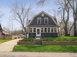 681 25th St, Des Moines, IA 50312