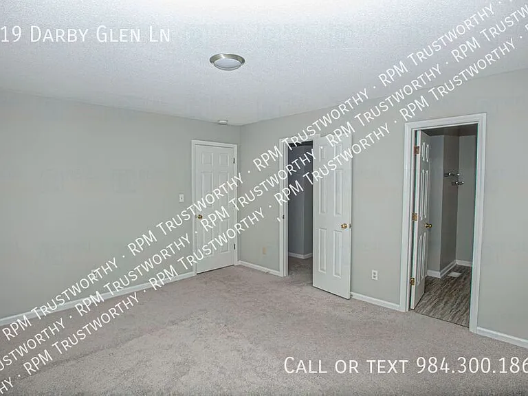 519 Darby Glen Ln — Photo 19
