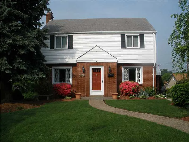 3636 Sunset Dr photo 1