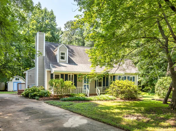 3104 Braywood Ct, Apex, NC 27539