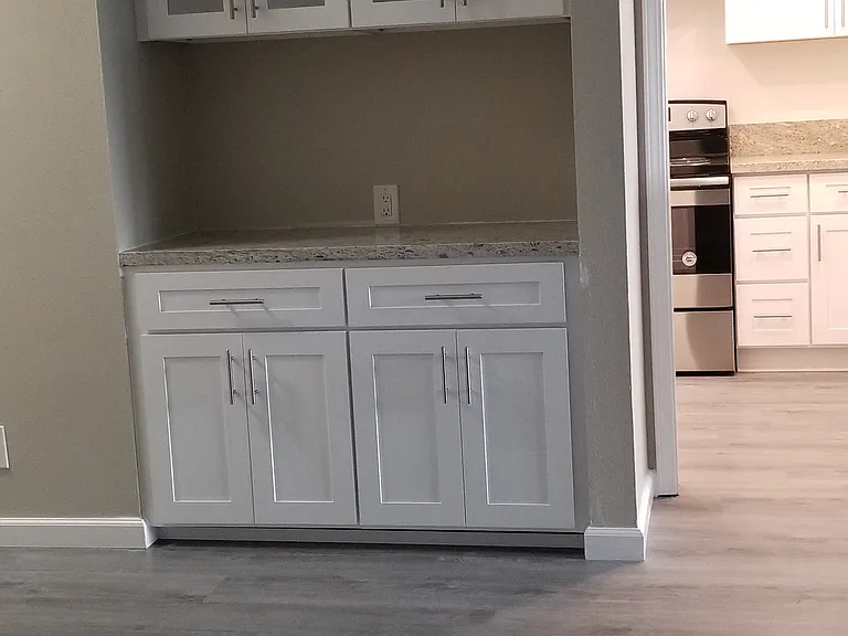 Chateau Gardens Apartments — Photo 28
