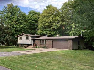 406 W 2nd St, Caspian, MI 49915