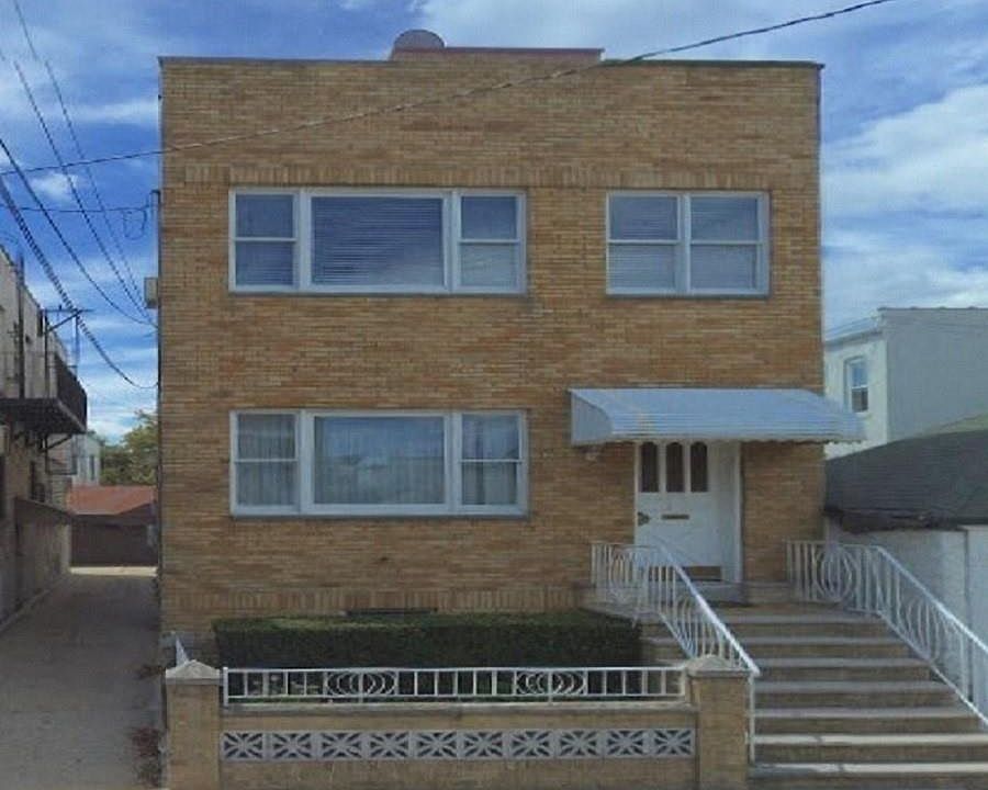 2nd image of 1114 71st St