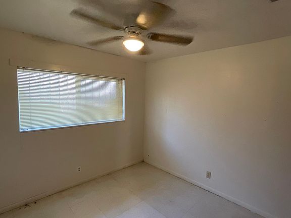 2nd image of 1127 Fulton Ave #1