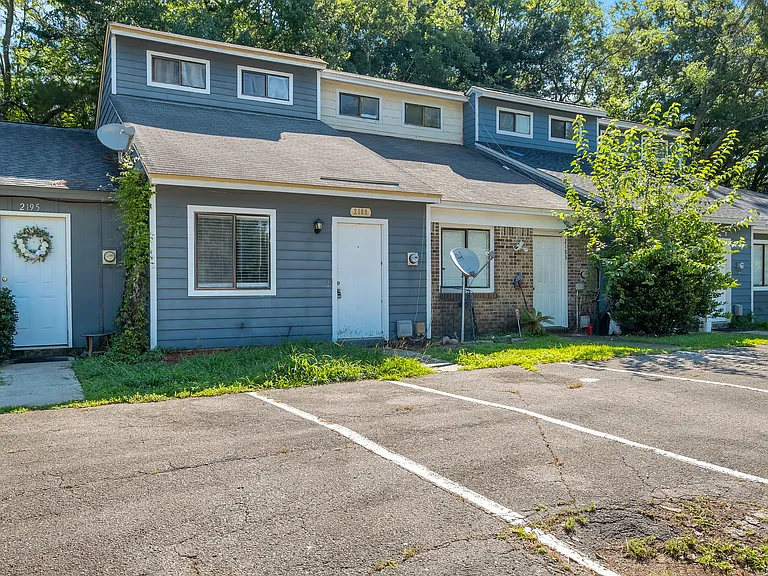 2189 Sandpiper St — Photo 2