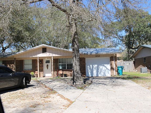 2nd image of 412 Bear Rd