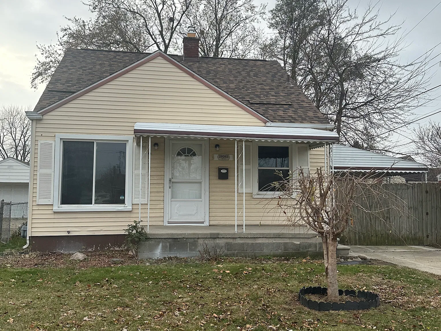 29263 Barton St — Photo 1